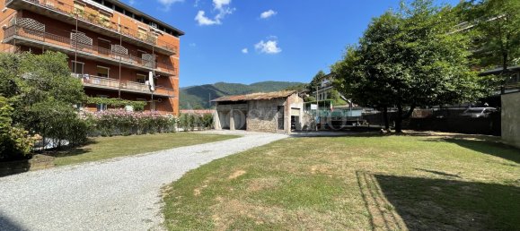 14 rooms Building in Brescia, Italy No. 373101 6