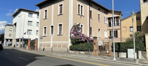 14 rooms Building in Brescia, Italy No. 373101 23