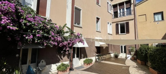 14 rooms Building in Brescia, Italy No. 373101 21