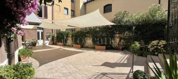 14 rooms Building in Brescia, Italy No. 373101 19