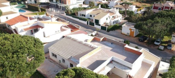 4 bedrooms Villa in Quarteira, Portugal No. 160484 7