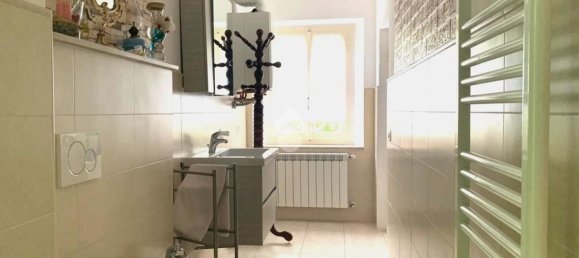 5 rooms House in Pavullo nel Frignano, Italy No. 24025 28