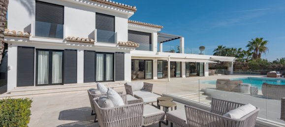 Villa de 7 dormitorios en Marbella, Spain No. 91807 14