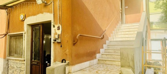 4 bedrooms Villa in San Benedetto del Tronto, Italy No. 232934 2