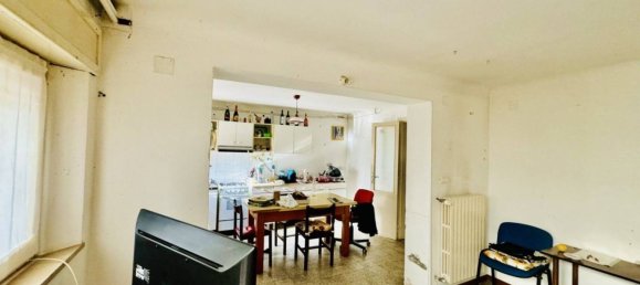 4 bedrooms Villa in San Benedetto del Tronto, Italy No. 232934 3