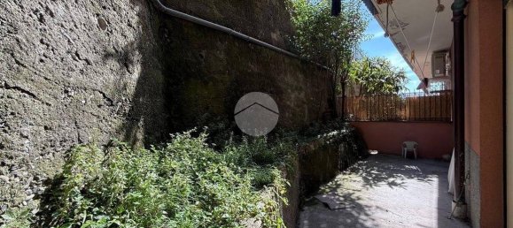 2 Schlafzimmer Wohnung in Genoa, Italy, Nr. 329883 7