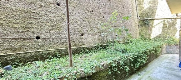 2 Schlafzimmer Wohnung in Genoa, Italy, Nr. 329883 9