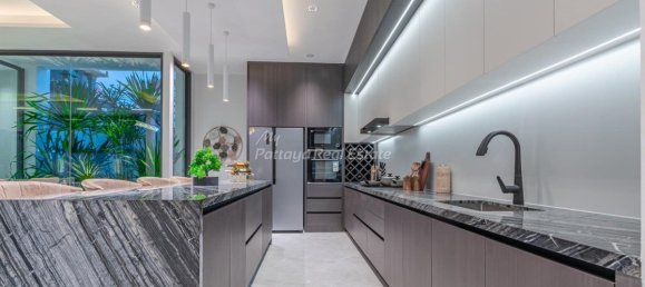 5 bedrooms Cafe / restaurant in Pattaya, Thailand No. 22926 10