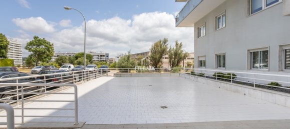 2 Schlafzimmer Wohnung in Oeiras, Portugal, Nr. 200910 40