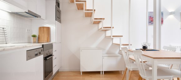 613m² Building in Porto, Portugal No. 78677 10