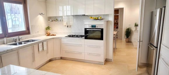 4 bedrooms Villa in Ajaccio, France No. 216178 11