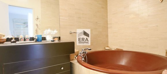 Dúplex de 2 dormitorios en Paris, France No. 171186 9