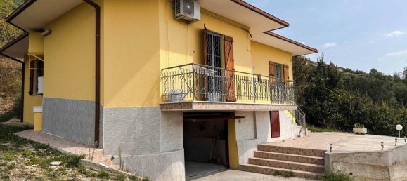 3 bedrooms Villa in Tortoreto, Italy No. 345330 4