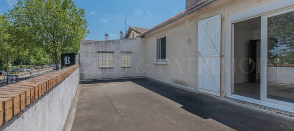 Gewerbliche Immobilie in Bonneuil-sur-Marne, France 215m², Nr. 344791 16