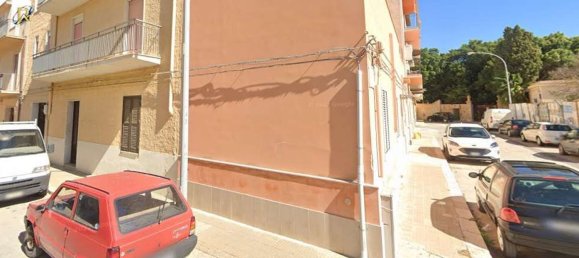 3-salle Appartement à Mazara del Vallo, Italy No. 212700 13