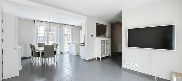 Дом с 4 спальнями в Шевиньи-Сен-Совёр, Франция № 305679 2