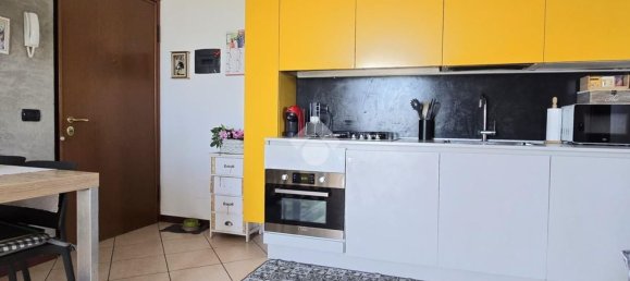 3 bedrooms Duplex in Castel d'Azzano, Italy No. 369999 9