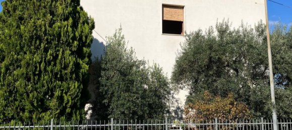 3 bedrooms Villa in Castelbellino, Italy No. 315840 17