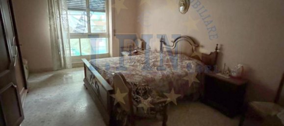 Квартира с 4 комнатами в Катания, Италия № 296628 12