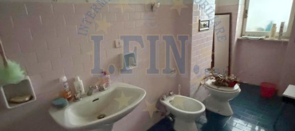 Квартира с 4 комнатами в Катания, Италия № 296628 14