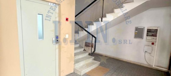 Квартира с 4 комнатами в Катания, Италия № 296628 19