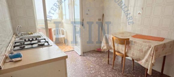 Квартира с 4 комнатами в Катания, Италия № 296628 13