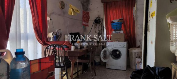 3 bedrooms Maisonette in Fgura, Malta No. 2076 25