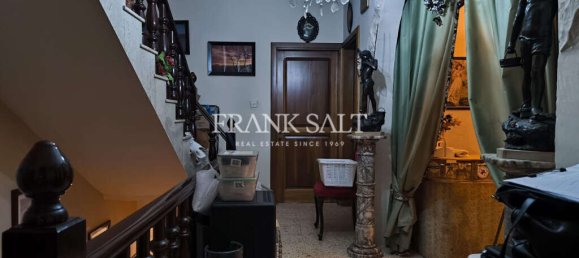 3 bedrooms Maisonette in Fgura, Malta No. 2076 30