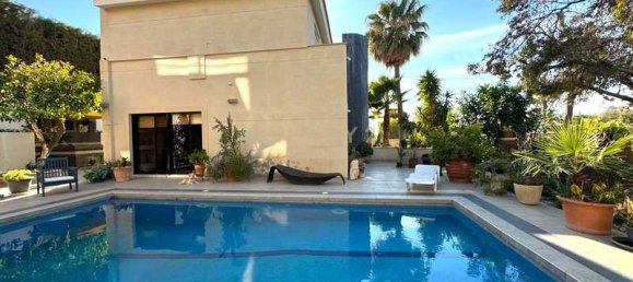 Villa de 4 dormitorios en Agios Tychonas, Cyprus No. 18958 4