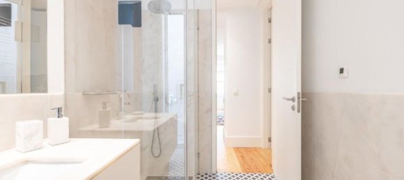 2 dormitorios apartamento en venta en Lisbon, Portugal № 101178 18