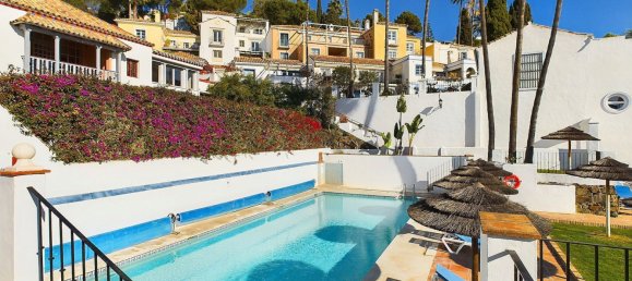 3 bedrooms House in La Quinta, Spain No. 149134 3