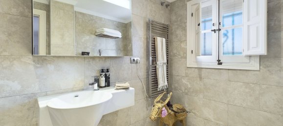 3 bedrooms House in La Quinta, Spain No. 149134 28