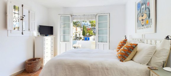 3 bedrooms House in La Quinta, Spain No. 149134 9