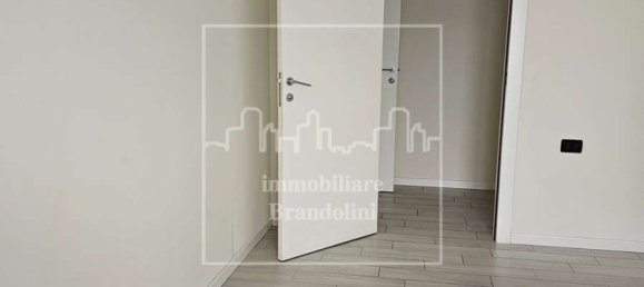 Apartamento de 3 dormitorios en Varese, Italy No. 361321 35