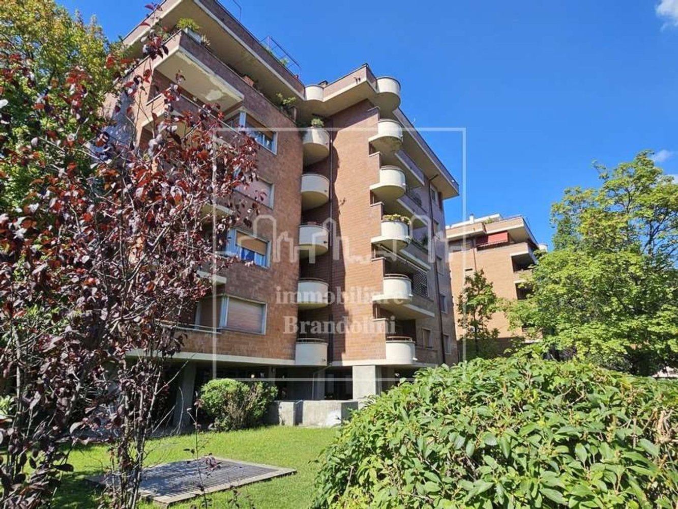 Apartamento de 3 dormitorios en Varese, Italy No. 361321