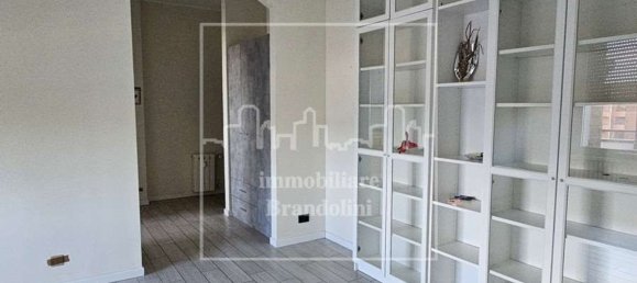 Apartamento de 3 dormitorios en Varese, Italy No. 361321 2