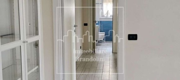 Apartamento de 3 dormitorios en Varese, Italy No. 361321 33