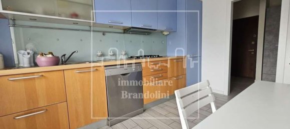 Apartamento de 3 dormitorios en Varese, Italy No. 361321 3
