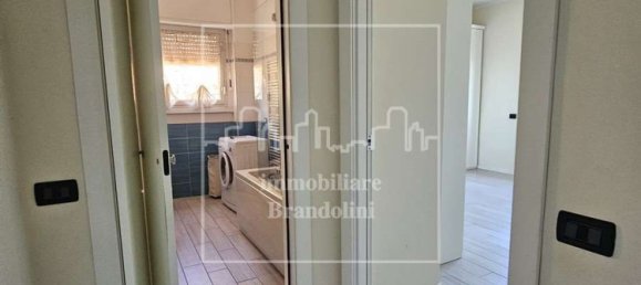 Apartamento de 3 dormitorios en Varese, Italy No. 361321 21