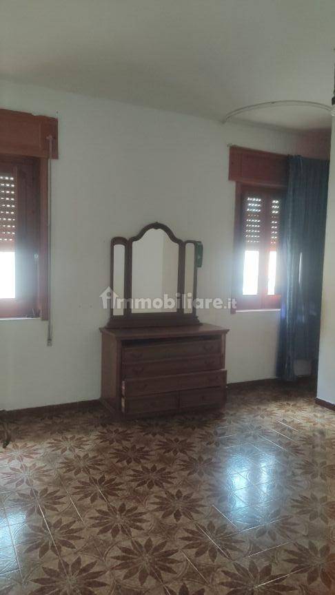 Casa de 3 dormitorios en Rosolini, Italy No. 348925