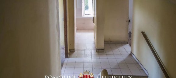 6 rooms House in San Giustino, Italy No. 279435 12