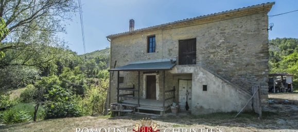 6 rooms House in San Giustino, Italy No. 279435 2