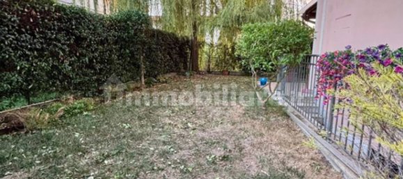 3 bedrooms Apartment in Massa, Italy No. 281437 2