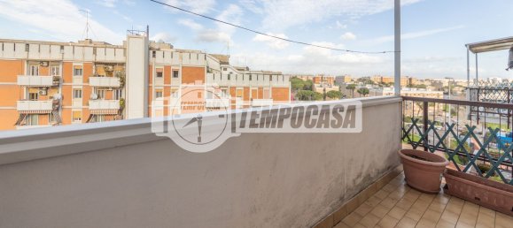 3 bedrooms Apartment in Rome, Italy No. 357037 9