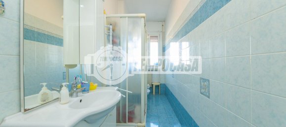 3 bedrooms Apartment in Rome, Italy No. 357037 32