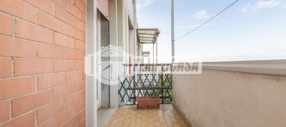 3 bedrooms Apartment in Rome, Italy No. 357037 11