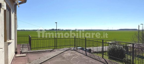 3 bedrooms House in Udine, Italy No. 43748 9