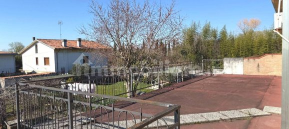 3 bedrooms House in Udine, Italy No. 43748 10