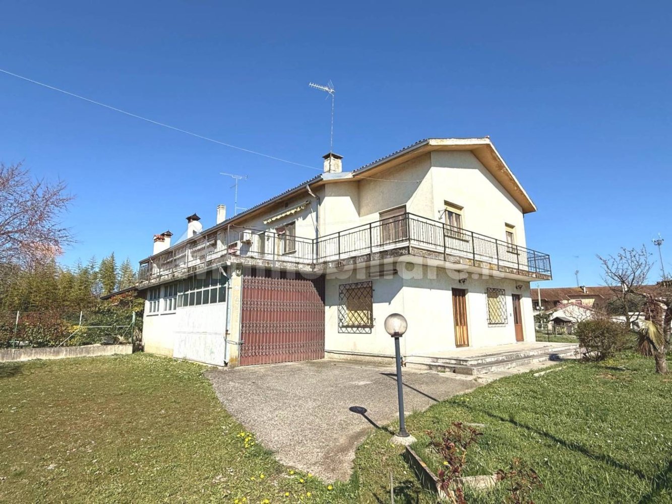 3 bedrooms House in Udine, Italy No. 43748