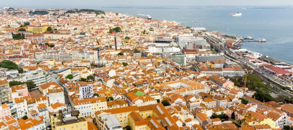 180m² Building in Lisbon, Portugal No. 89369 17